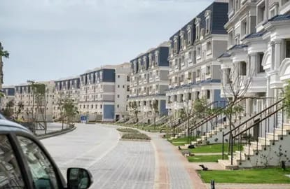 villas and apartments in iCity October for sale