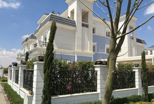 villas and apartments in  Grandy Valleys for sale