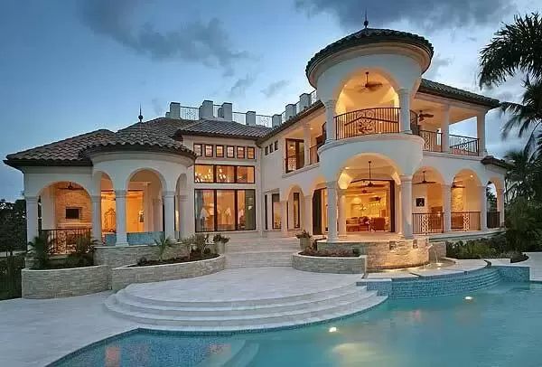 villas & apartments in Zahw for sale
