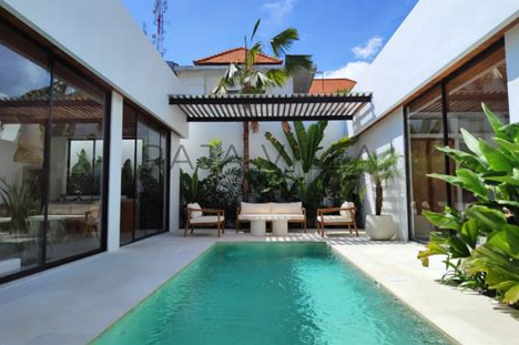 The Villa - One Floor for sale