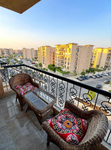 3 bedroom house rent in New cairo per month
