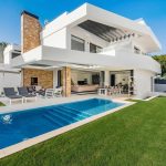 Chalet for Sale in Hacienda White