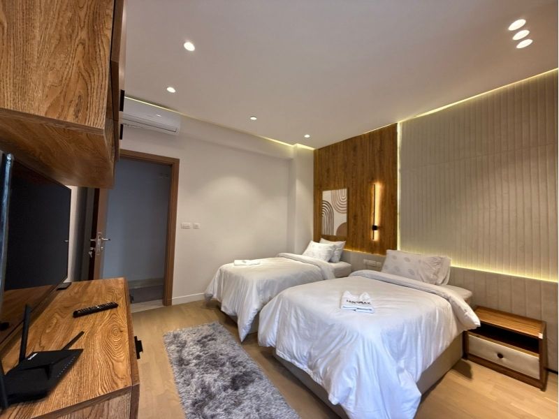 Apartment Mivida Boulevard - Dining Area