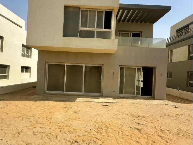 Palatial Standalone Villa for Sale in Hydepark New Cairo