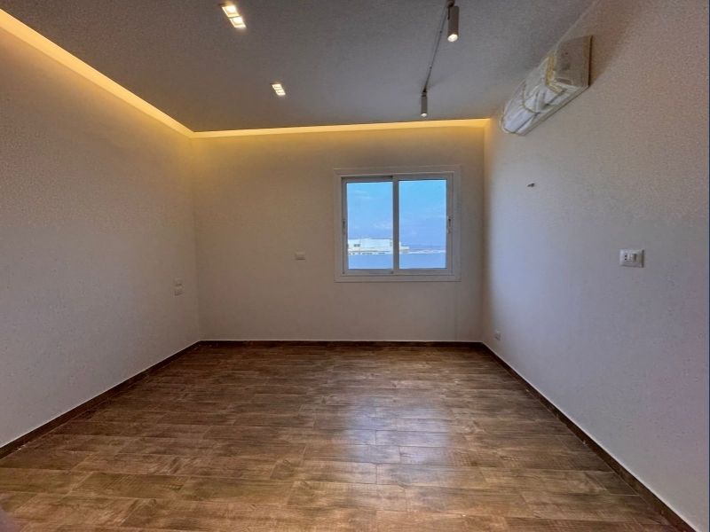 Architectural Masterpiece Penthouse for Sale in Hyde Park