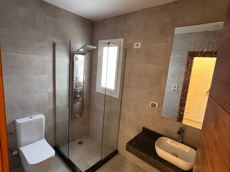 Architectural Masterpiece Penthouse for Sale in Hyde Park