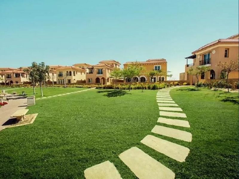 luxury standalone for sale in hydepark