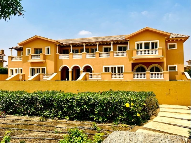 Legacy of Luxury: Palace for Sale in Hyde Park Egypt