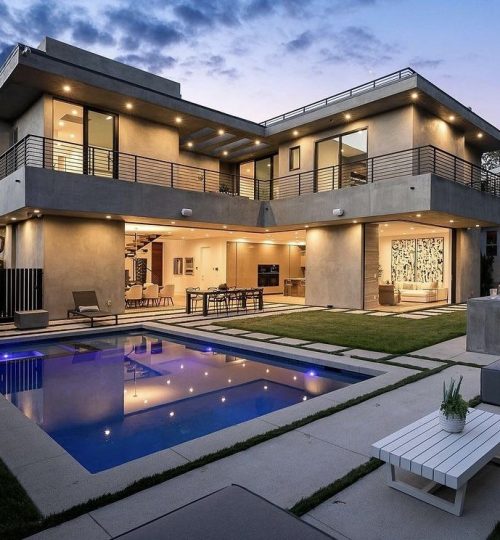 How to Earn 8–12% ROI from Egyptian Property