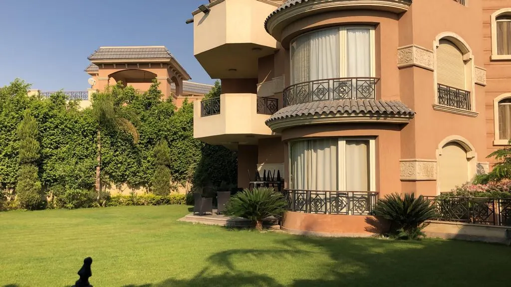 Villa with a 700 m² Garden — Dyar Mokhabarat – photo 4 of 10